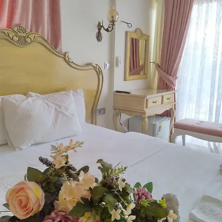 Hotel Stone Hill 3*