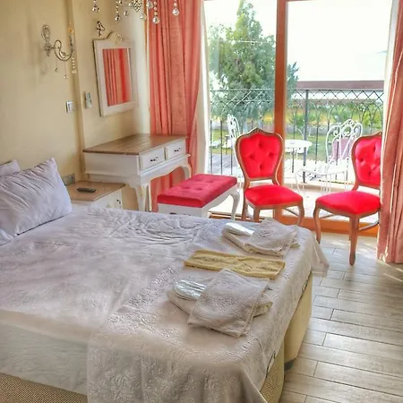 Stone Hill Hotel