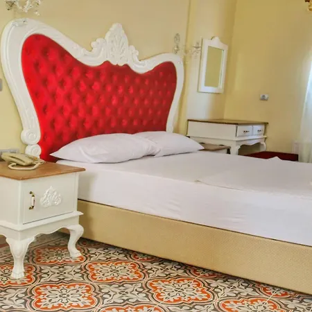 Stone Hill Hotel