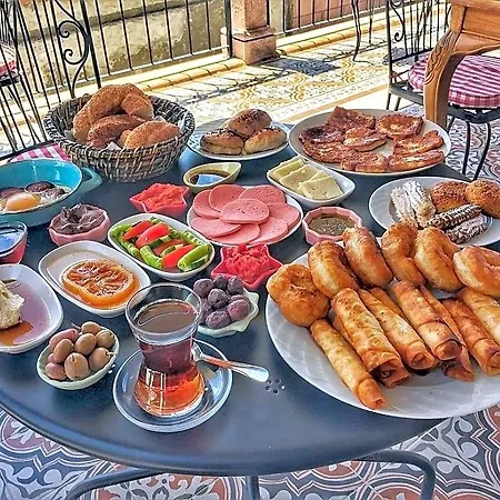 Stone Hill فندق Ayvalı