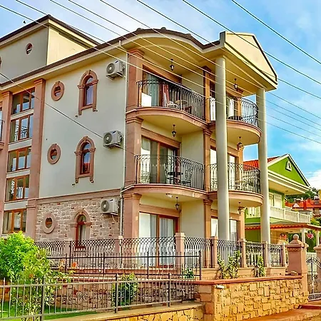 Stone Hill فندق