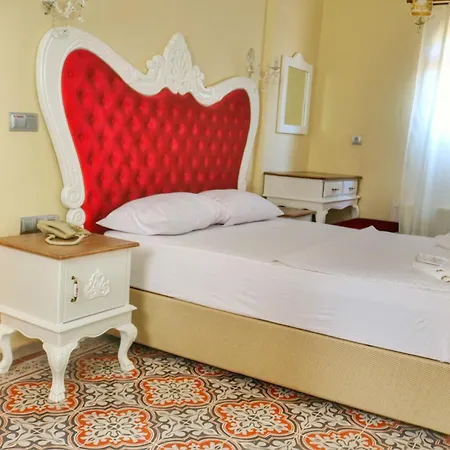 Stone Hill Hotel
